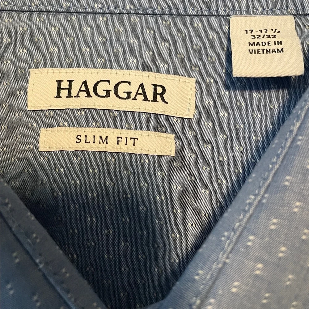 HAGGAR Premium Comfort Slim Fit, Men’s Neck 17-17.5”, Blue